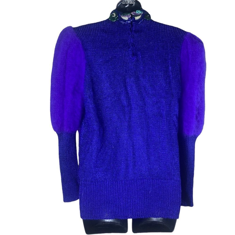 Sweater - Picture 5 of 8